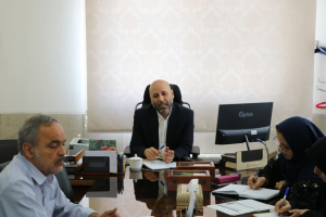 نشست هم‌اندیشی افزایش مشارکت اجتماعی جوانان با حضور دکتر باطنی 