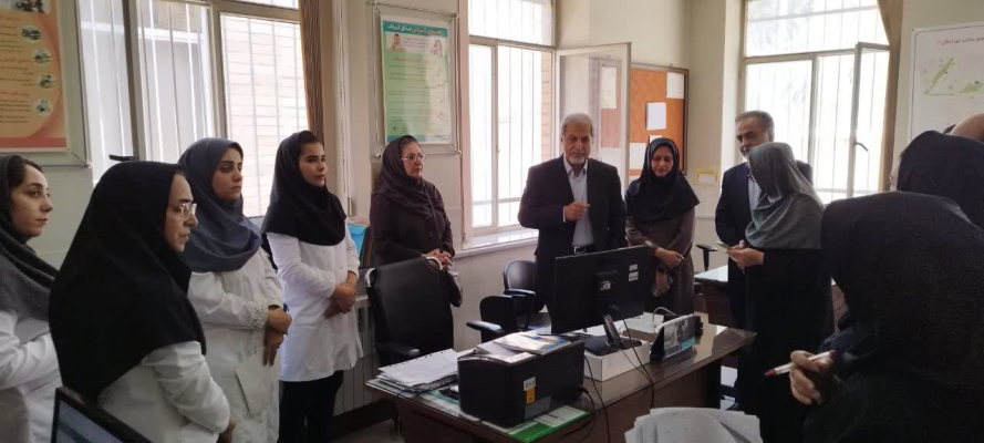 بازدید مدیرکل دفتر مدیریت بیماری‌های غیرواگیر وزارت بهداشت از روند غربالگری سرطان در مرکز پزوه