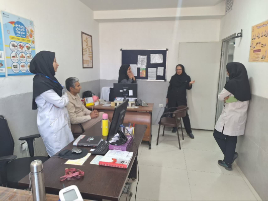 بازدید نماینده وزارت بهداشت از مرکز خدمات جامع سلامت بصیر سلامت فلاورجان با محوریت اجرای برنامه پزشک خانواده و نظام ارجاع الکترونیک