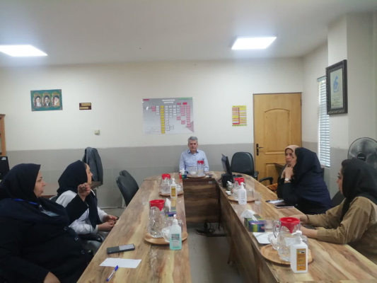برگزاری جلسه تخصصی نظام ارجاع در اتاق ریاست بیمارستان امام خمینی (ره) فلاورجان