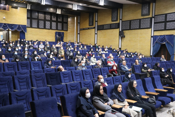 برگزاری کارگاه تخصصی معاینات ستون فقرات و اندام‌های تحتانی در نوجوانان با تأکید بر اختلالات شایع عضلانی و اسکلتی در دانشگاه علوم پزشکی اصفهان