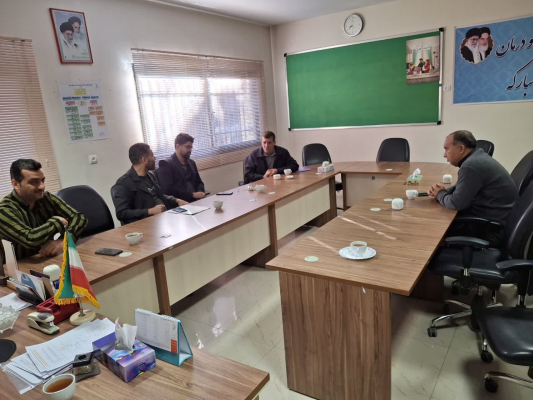 جلسه بازنگری دفاتر طرح گسترش شبکه های بهداشت و درمان