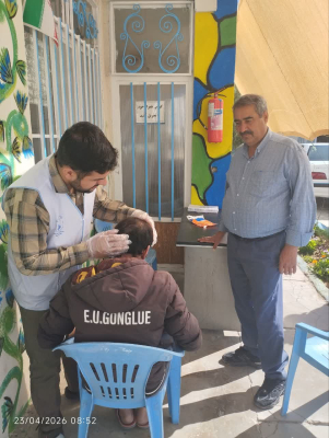 برگزاری دوره آموزش بهداشت فردی و غربالگری پدیکلوز در کمپ اعتیاد توسط تیم غربالگری شبکه  بهداشت و درمان شهرستان برخوار