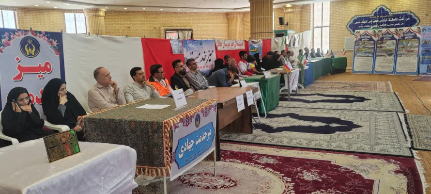 برپایی میز خدمت در مصلی نماز جمعه دهاقا