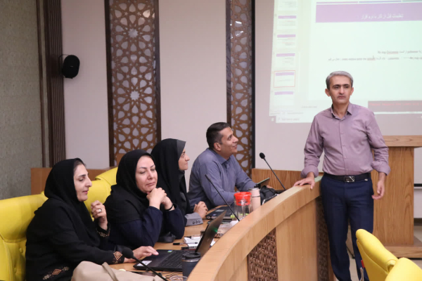 برگزاری کارگاه آموزشی "مدیریت محتوا و اضافه نمودن اطلاعات توصیفی در نرم افزار ArcGIS "