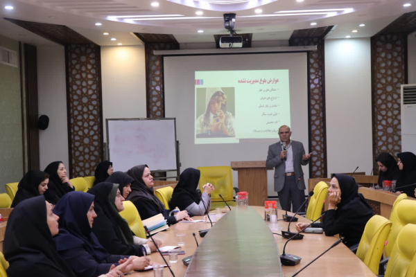 کارگاه آموزشی "بلوغ بر اساس آموزه‌های طب ایرانی"