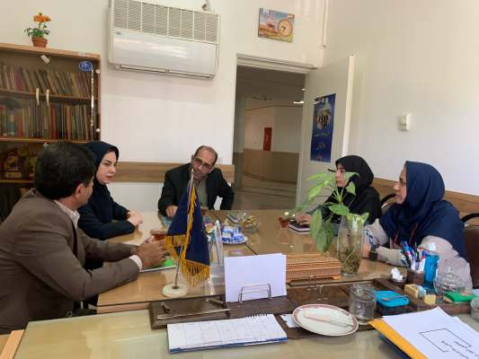 نشست هماهنگی معاونت  بهداشت و آموزش و پرورش با محوریت پویش سلامت دهان و دندان دانش‌آموزان