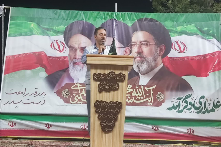 برپایی میز خدمت معرفی طرح پزشک خانواده و نظام ارجاع