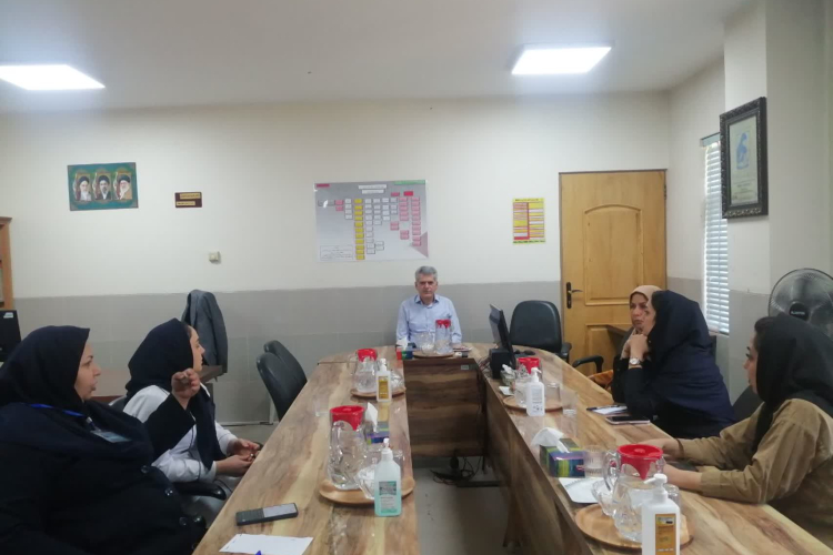 برگزاری جلسه تخصصی نظام ارجاع در اتاق ریاست بیمارستان امام خمینی (ره) فلاورجان