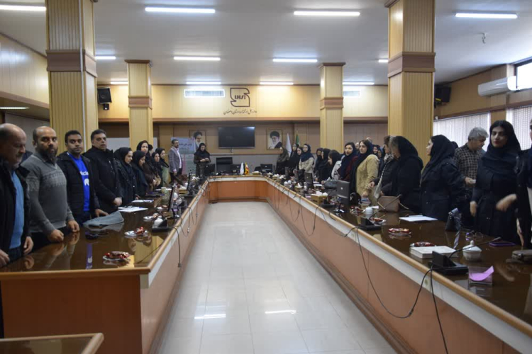 همایش نان و سلامت ترویج نقش نان کامل در ارتقای سلامت جامعه، در اداره استاندارد اصفهان