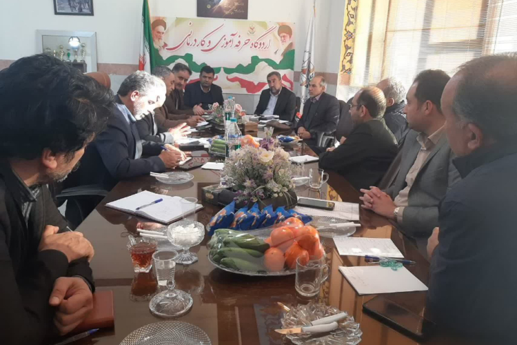 جلسه هماهنگی و برنامه ریزی سلامت ویژه اردوگاه حرفه‌آموزی و کار درمانی اسدآباد مبارکه