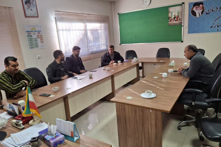 جلسه بازنگری دفاتر طرح گسترش شبکه های بهداشت و درمان