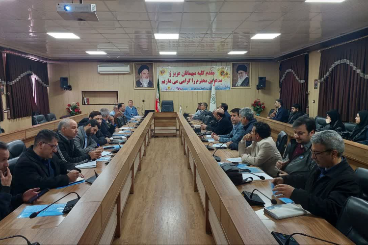 برگزاری کارگاه استانی دو روزه پیشگیری و کنترل بیماری سالک در شهرستان نطنز