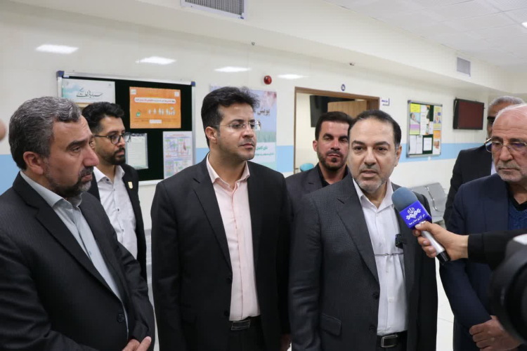  بازدید معاون وزیر بهداشت از شهرستان برخوار