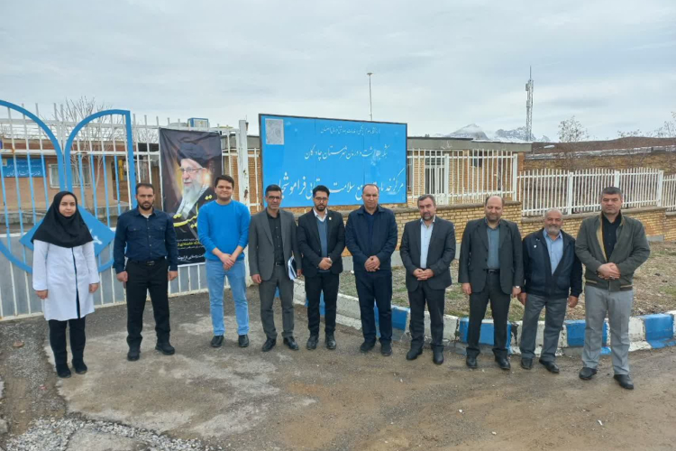 بازدید معاون بهداشت دانشگاه و رئیس مرکز بهداشت استان از شبکه بهداشت‌ و‌ درمان شهرستان چادگان