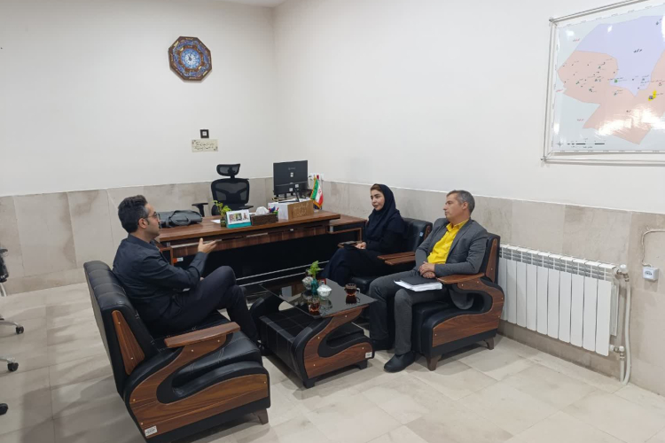 بازدید نظارتی از مراکز درمان سالک شهرستان هرند توسط کارشناسان معاونت بهداشت