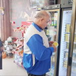 بازدید معاون فنی مرکز بهداشت استان، از مراکز حساس غذایی و مجتمع های خدماتی زاینده رود در لنجان